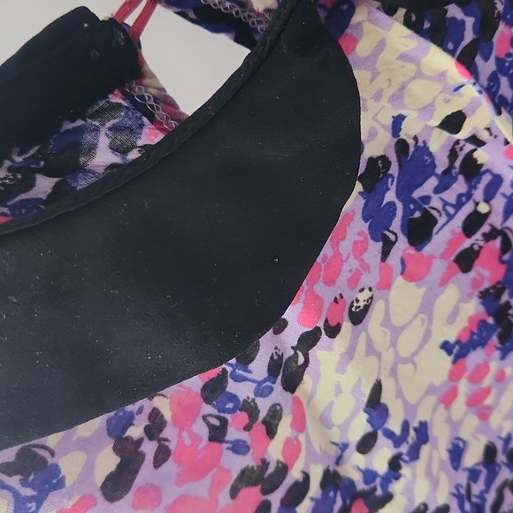 UNICA hiya Pink, purple, white, black pattern blouse cap sleeve Small - Picture 4 of 15